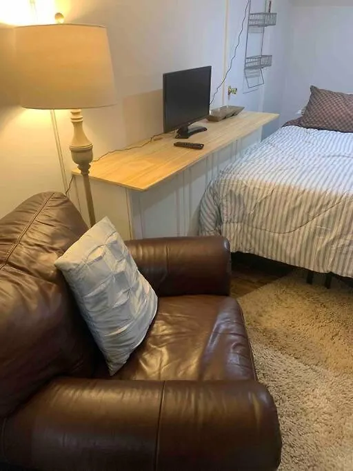 Studio By New York Harbor 0*,